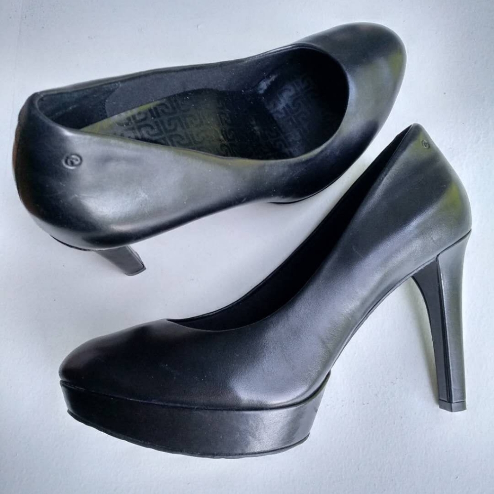 ROCKPORT HIGH HEELS
